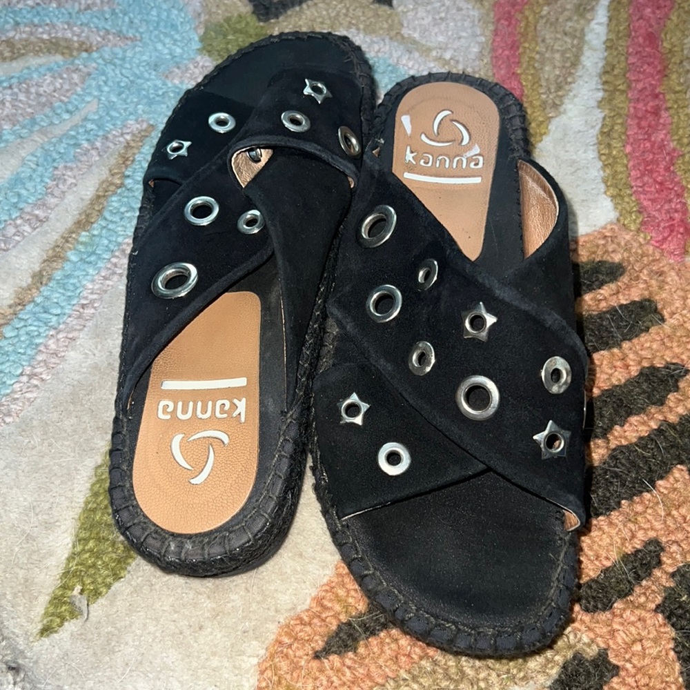 Leather star and metal grommet woven espadrille flats